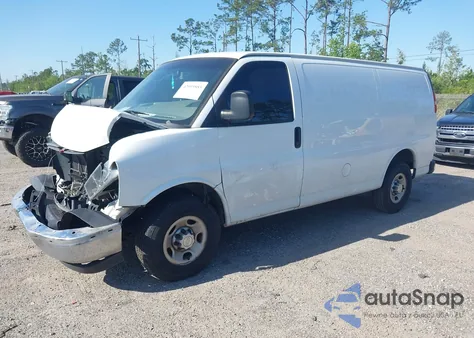 2019 Chevrolet Express 2500 Work Van z USA, uszkodzony, nr VIN 1GCWGAFG4K1266716